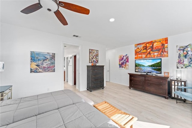 bedroom featuring recessed lighting, visible vents, ceiling fan, and light wood finished floors