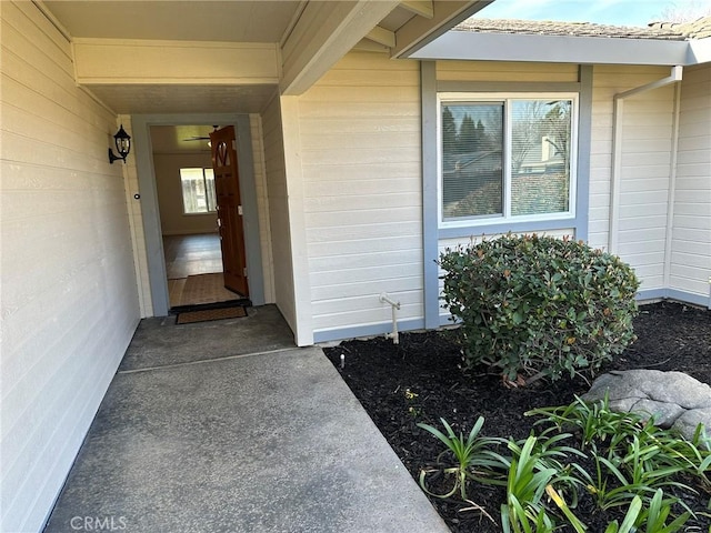 view of entrance to property