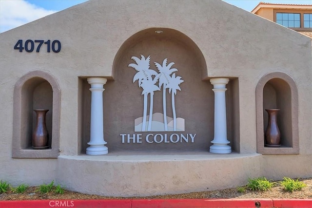40292 Corte Delfin, Murrieta, CA 92562 - exterior details featuring stucco siding