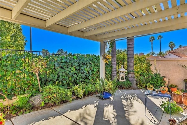 40292 Corte Delfin, Murrieta, CA 92562 - view of patio featuring a fenced backyard and a pergola