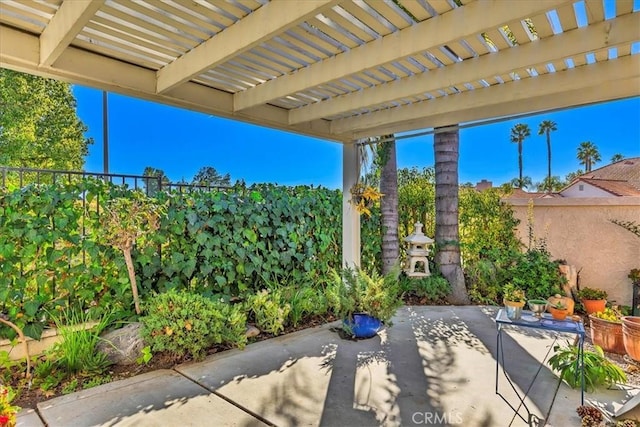 40292 Corte Delfin, Murrieta, CA 92562 - view of patio featuring a pergola