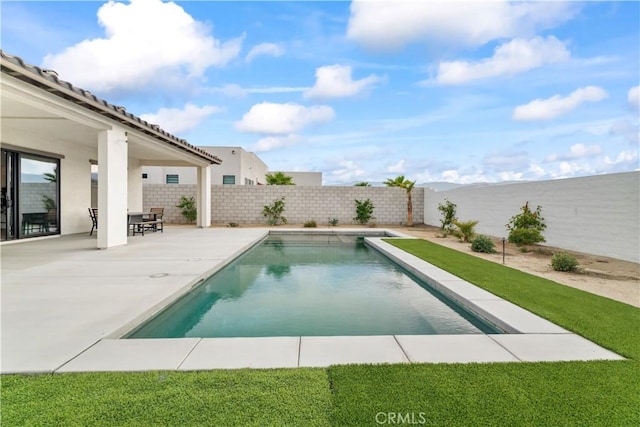 view of swimming pool with a patio area, a fenced backyard, and a fenced in pool