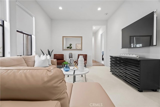 living room featuring recessed lighting