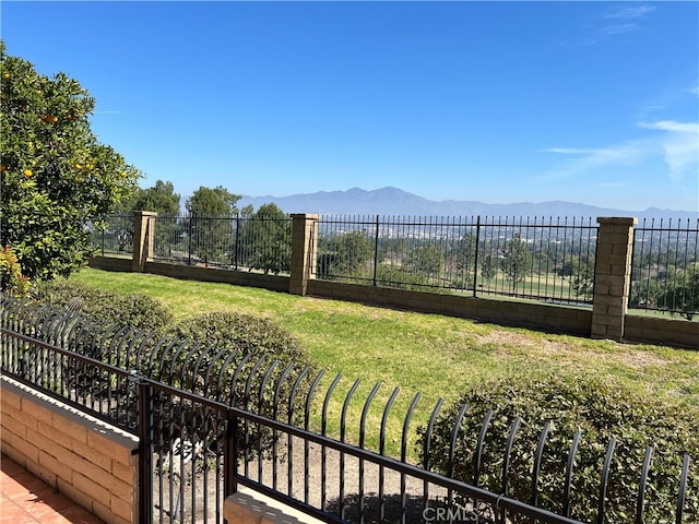 4018 Calle Sonora Este Unit C, Laguna Woods, CA 92637 - view of yard with a mountain view