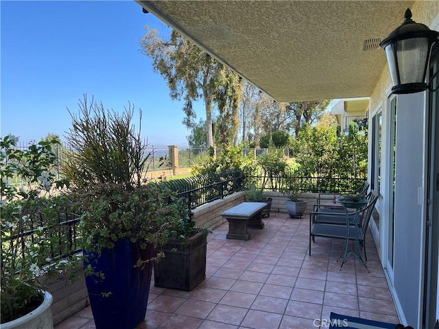 4018 Calle Sonora Este Unit C, Laguna Woods, CA 92637 - view of patio / terrace