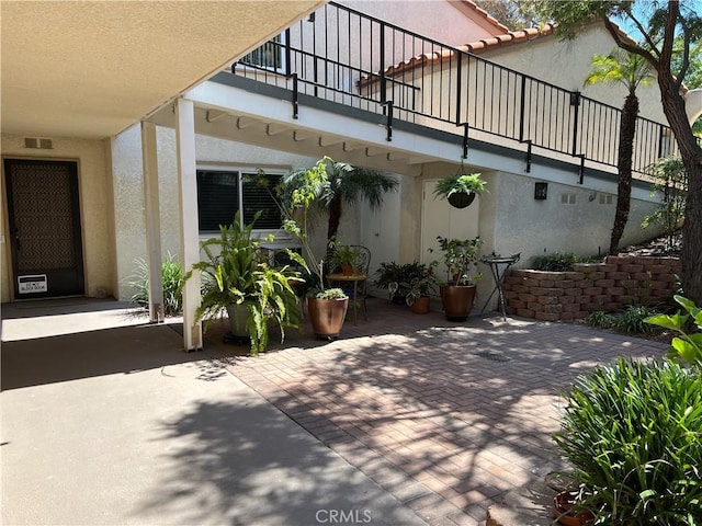 4018 Calle Sonora Este Unit C, Laguna Woods, CA 92637 - patio / terrace with a patio area