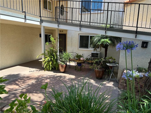 4018 Calle Sonora Este Unit C, Laguna Woods, CA 92637 - patio / terrace with a patio area