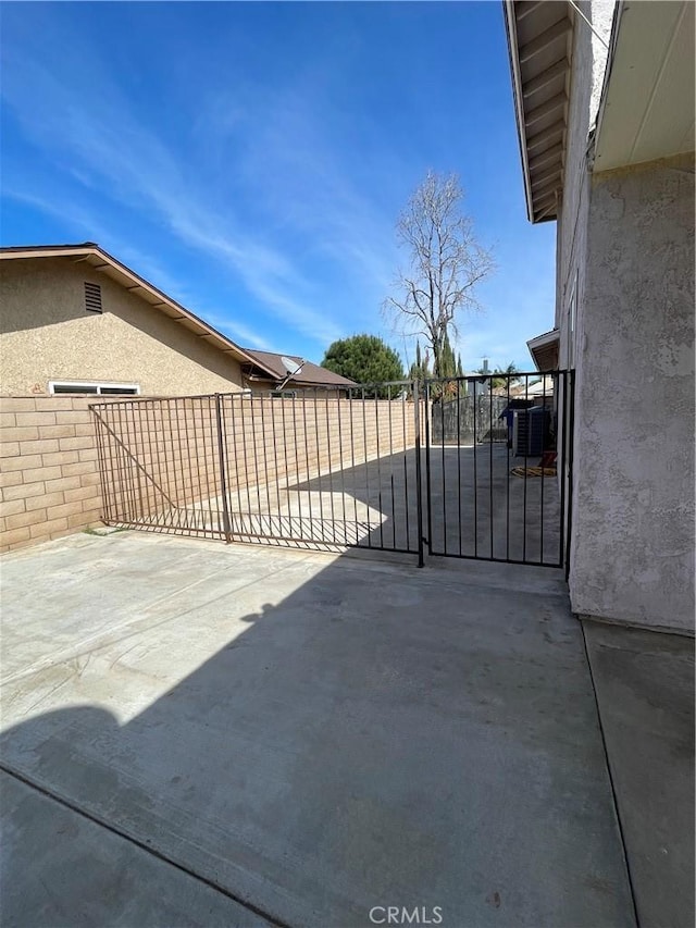3570 Gettysburg Dr, Riverside, CA 92503 - view of gate featuring fence