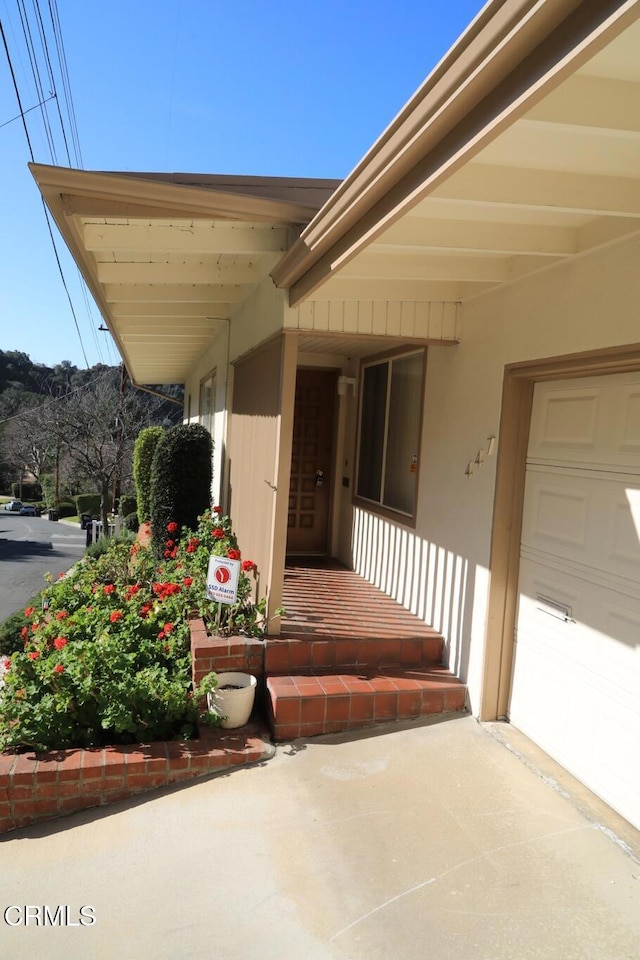 view of entrance to property