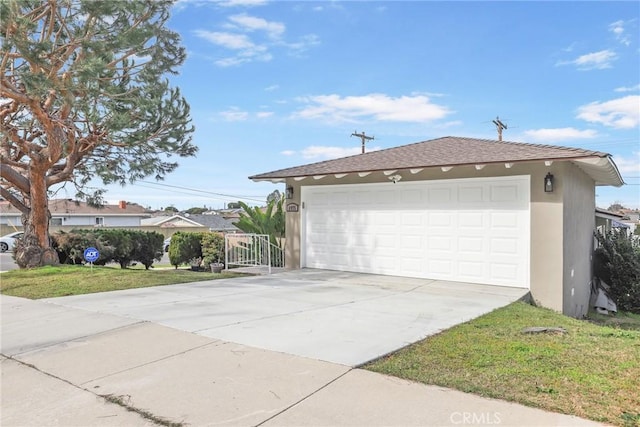 view of detached garage