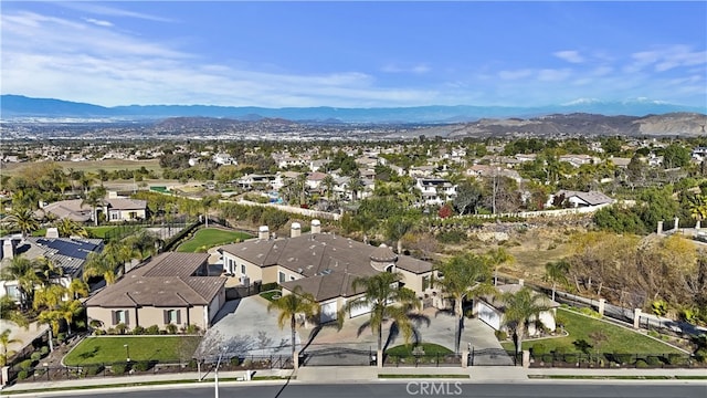 bird's eye view featuring a residential view and a mountain view