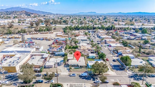 bird's eye view featuring a residential view and a mountain view