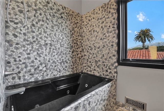 205 Esplanade, San Clemente, CA 92672 - bathroom with a whirlpool tub