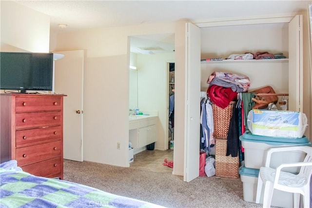 view of carpeted bedroom