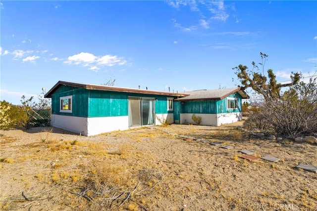 view of front of property with fence