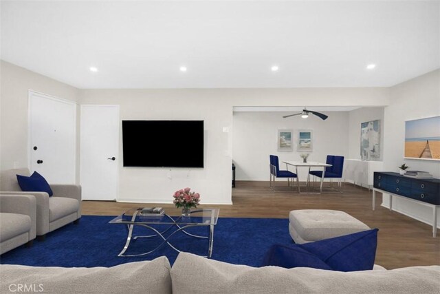 3311 Via Carrizo Unit P, Laguna Woods, CA 92637 - living area featuring a ceiling fan, wood finished floors, and recessed lighting
