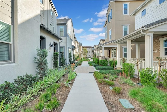 view of home's community featuring a residential view