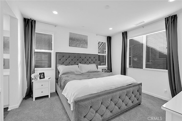 bedroom with carpet floors, baseboards, visible vents, and recessed lighting