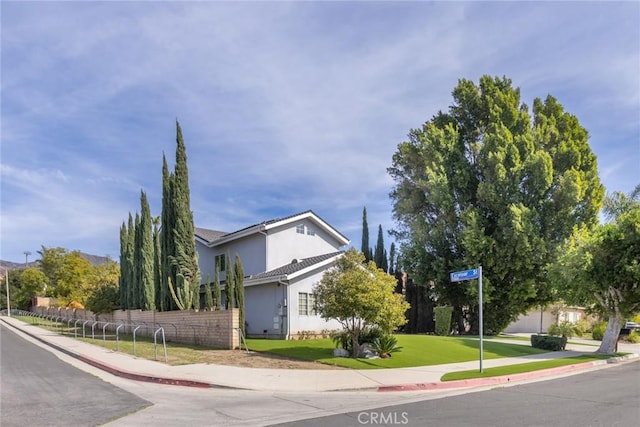 13440 Pala Ave, Sylmar, CA 91342 - view of side of home with stucco siding