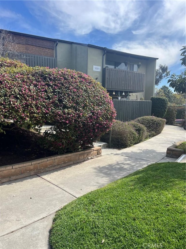 view of front of property with fence