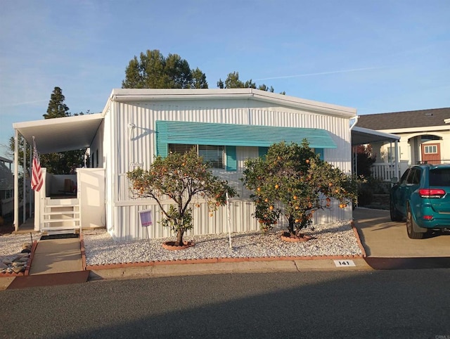 view of manufactured / mobile home