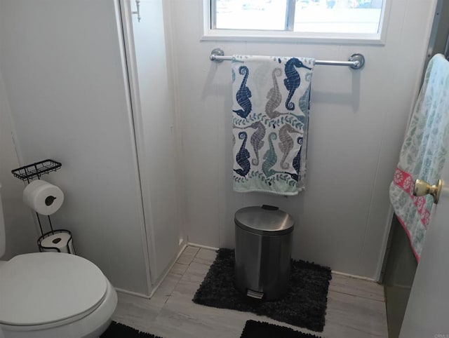 bathroom featuring toilet