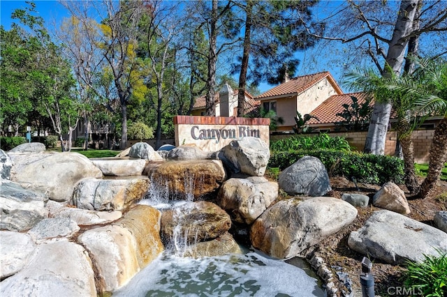 view of community / neighborhood sign