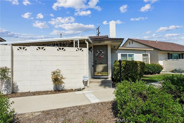607 S Indian Hill Blvd Unit A, Claremont, CA 91711 - ranch-style house featuring a chimney