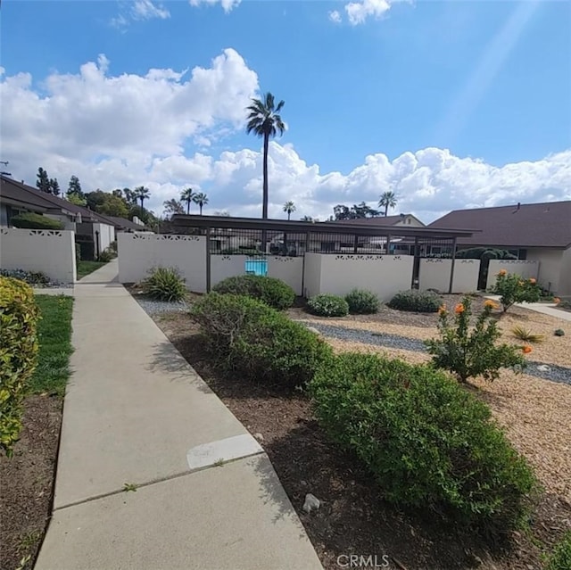 607 S Indian Hill Blvd Unit A, Claremont, CA 91711 - view of property's community