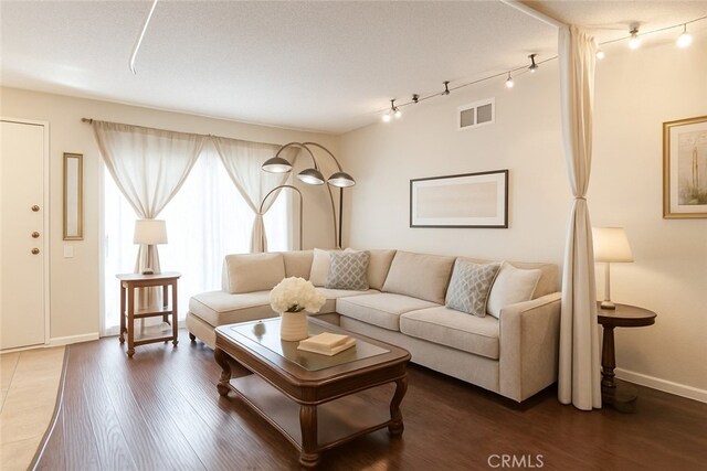 607 S Indian Hill Blvd Unit A, Claremont, CA 91711 - photo 3
