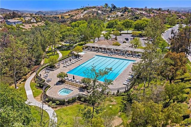 21485 Silvertree Ln, Rancho Santa Margarita, CA 92679 - photo 35