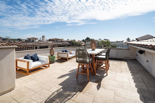 view of patio / terrace featuring outdoor dining area and outdoor lounge area