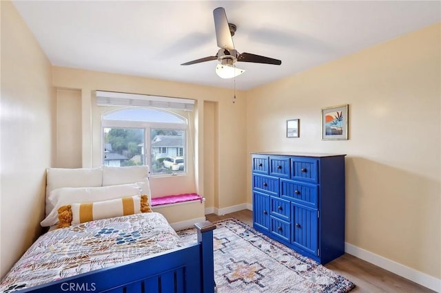 5726 Sunmist Dr, Rancho Palos Verdes, CA 90275 - bedroom with light wood finished floors and a ceiling fan