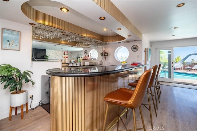 5726 Sunmist Dr, Rancho Palos Verdes, CA 90275 - indoor bar with wood finished floors and recessed lighting