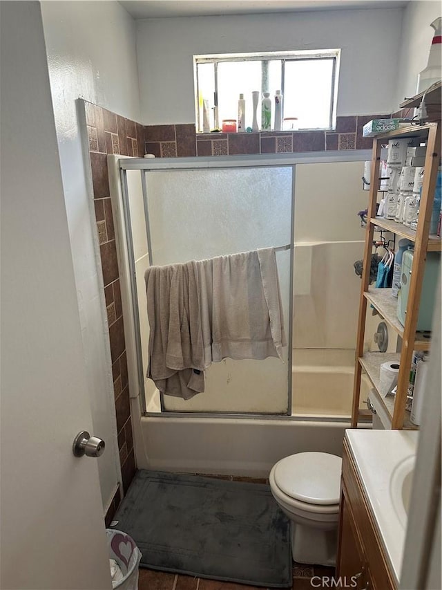 201 W Raymond St, Compton, CA 90220 - bathroom with vanity and shower / bath combination with glass door