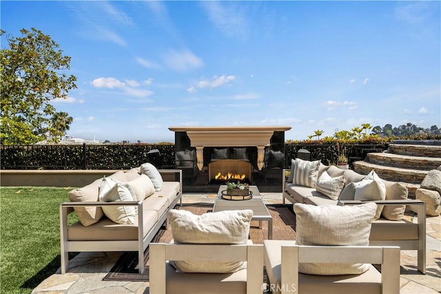 8000 Oceanus Dr, Los Angeles, CA 90046 - photo 7