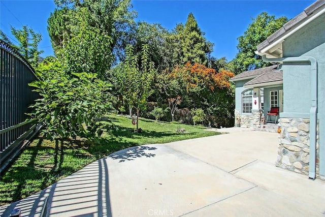 14078 Pollard Rd, Lytle Creek, CA 92358 - view of patio / terrace featuring fence