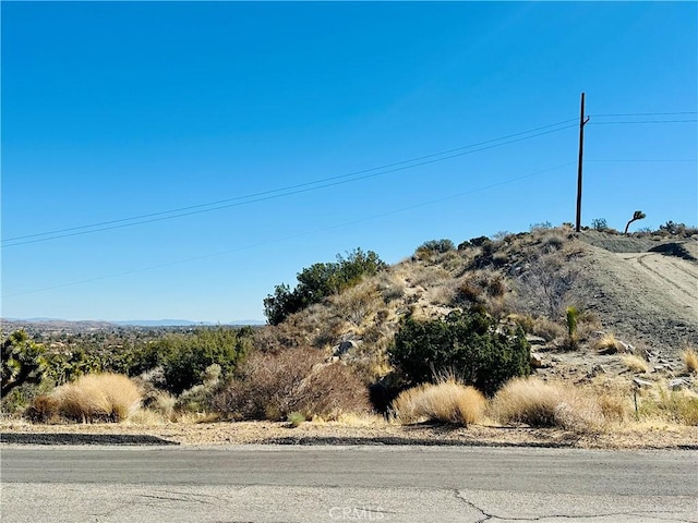 Listing photo 2 for 0 Pinon Dr, Yucca Valley CA 92284