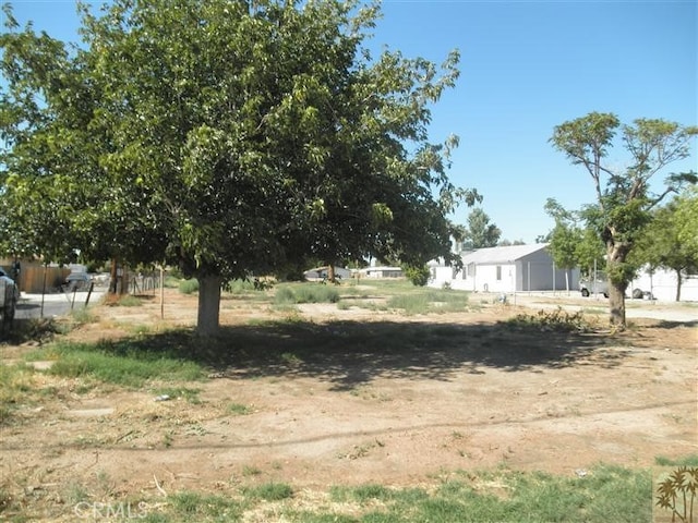 Listing photo 3 for 221 Lee St, Blythe CA 92225