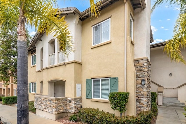 26396 Arboretum Way Unit 2901, Murrieta, CA 92563 - view of front of property with stucco siding and stone siding