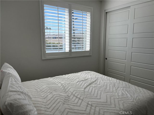 bedroom featuring a closet