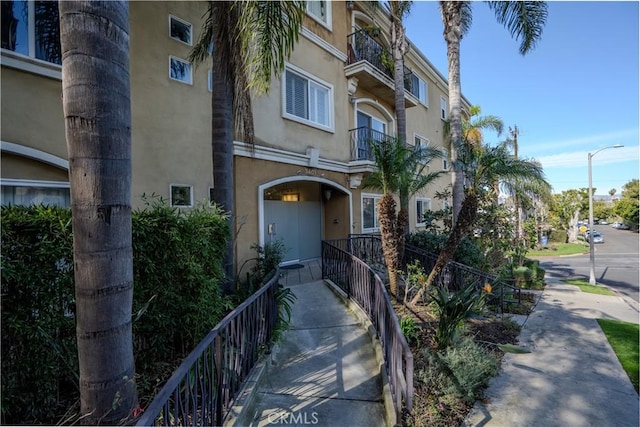 3401 S Bentley Ave Unit 306, Los Angeles, CA 90034 - view of building exterior