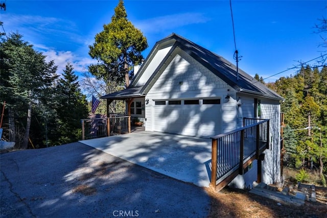 28622 Shenandoah Dr, Lake Arrowhead, CA 92352 - view of garage