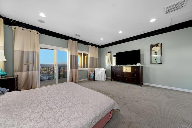 bedroom with recessed lighting, baseboards, visible vents, and light colored carpet