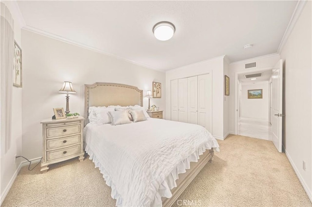 bedroom featuring crown molding, a closet, light colored carpet, visible vents, and baseboards