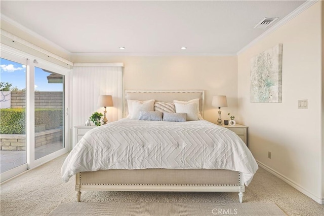 carpeted bedroom featuring visible vents, baseboards, ornamental molding, access to outside, and recessed lighting