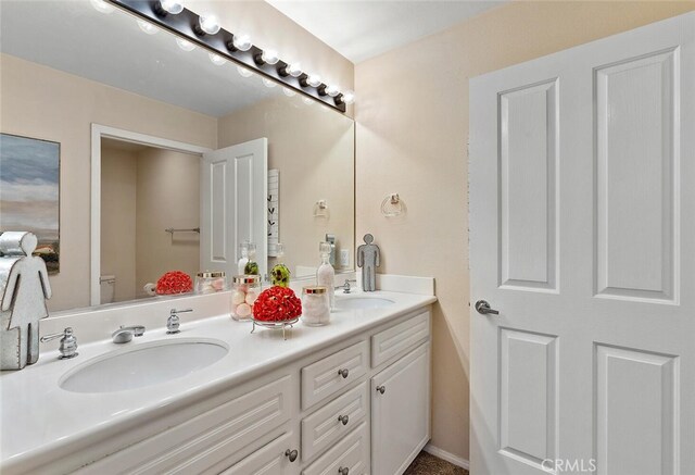 1703 Solvay Aisle Unit 106, Irvine, CA 92606 - full bath with double vanity and toilet