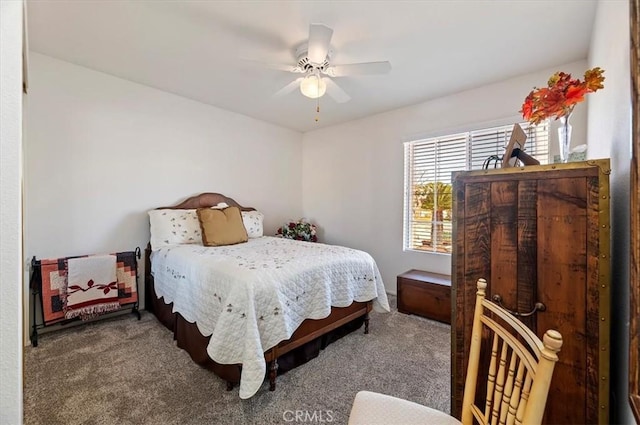 bedroom featuring carpet floors and a ceiling fan