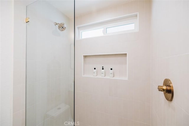 4883 Avenida La Candela, Joshua Tree, CA 92252 - full bathroom with a walk in shower