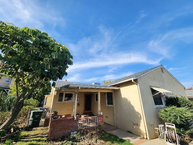 view of front of house with stucco siding